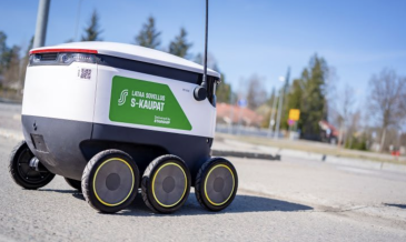Kuljetusrobotit aloittavat työnsä Mikkelissä 18.6.2024.